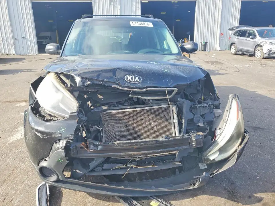2016 KIA SOUL   
