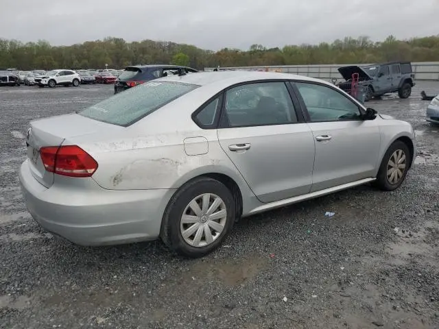 2013 VOLKSWAGEN PASSAT S  