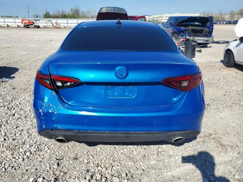 2021 ALFA ROMEO GIULIA SPORT  