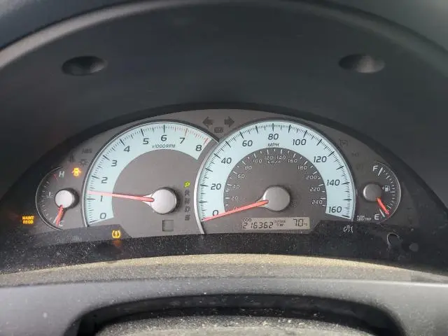 2010 TOYOTA CAMRY SE