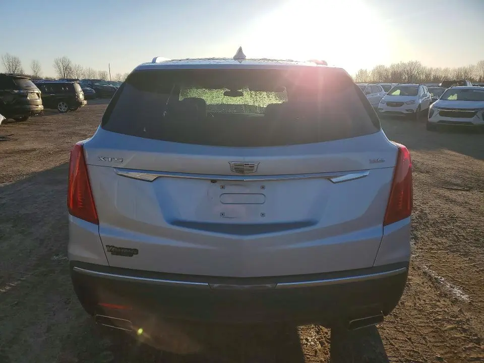 2017 CADILLAC XT5 LUXURY  