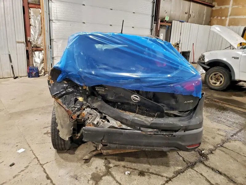 2018 NISSAN ROGUE SPORT S  