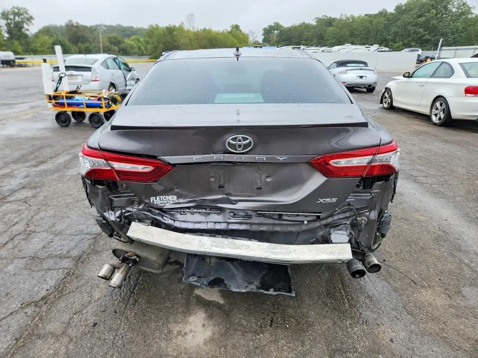 2020 TOYOTA CAMRY XSE  