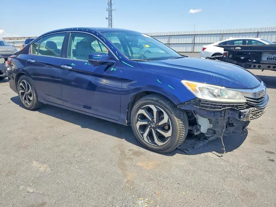 2017 HONDA ACCORD EX  