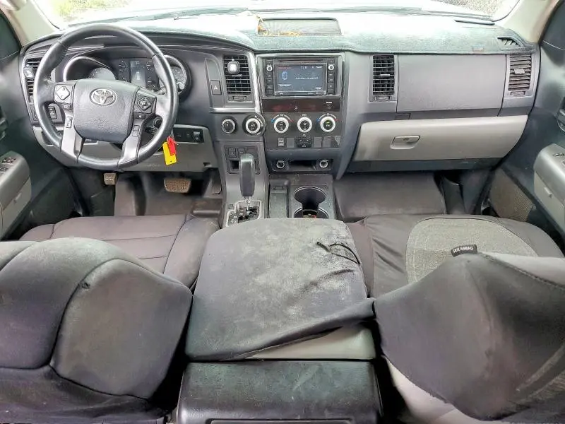 2018 TOYOTA SEQUOIA SR5  