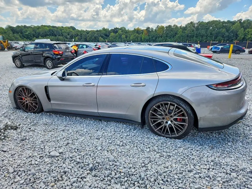 2021 PORSCHE PANAMERA 4S  