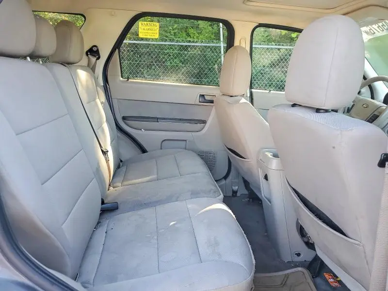 2011 FORD ESCAPE XLT  