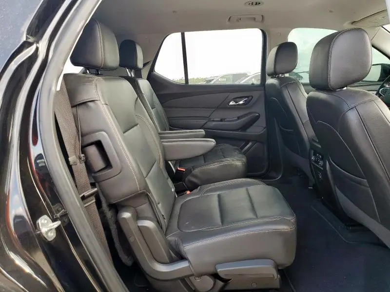 2021 CHEVROLET TRAVERSE LT  