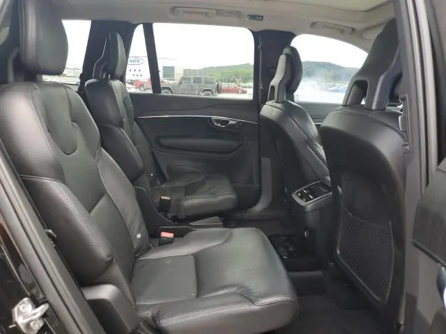 2020 VOLVO XC90 T6 MOMENTUM  