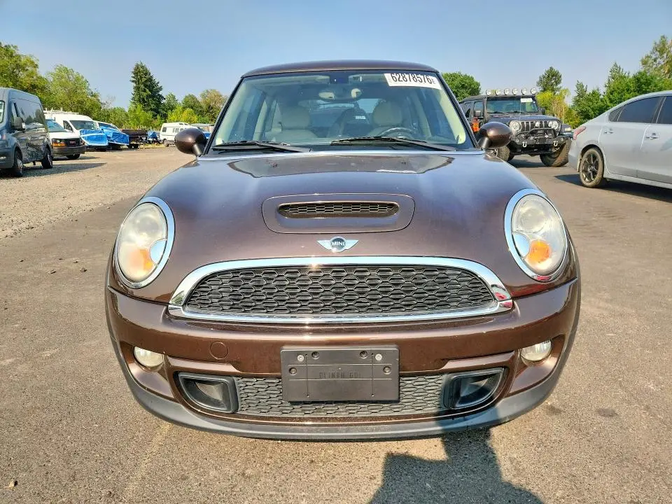 2011 MINI COOPER S  