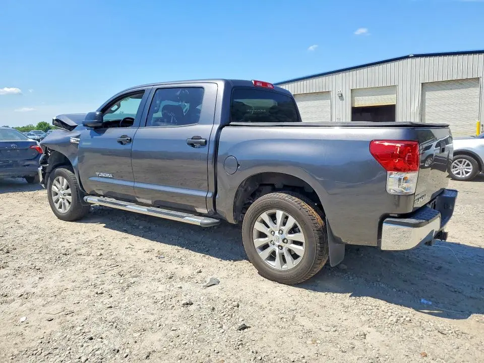 2011 TOYOTA TUNDRA CREWMAX SR5  
