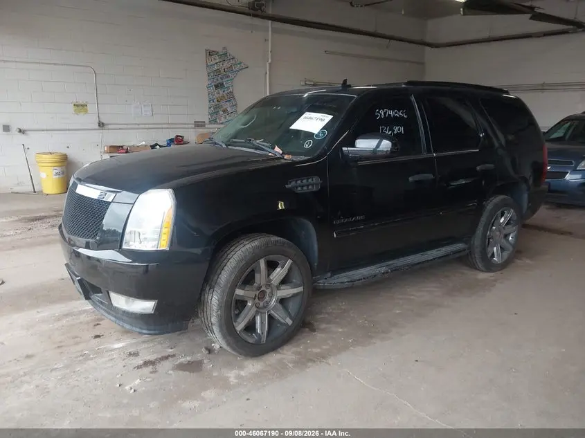 2012 CADILLAC ESCALADE STANDARD