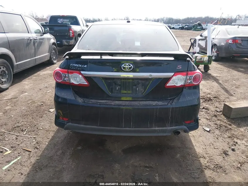 2013 TOYOTA COROLLA S