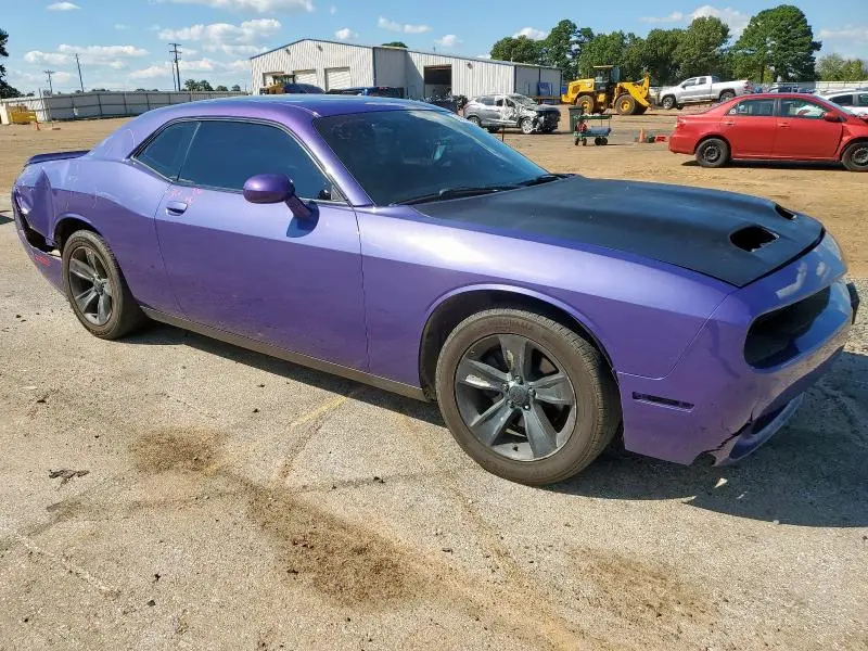 2018 DODGE CHALLENGER SXT  