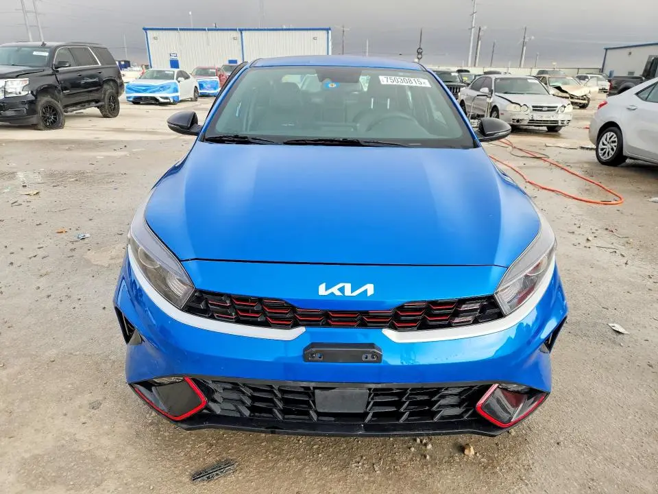 2023 KIA FORTE GT-LINE  