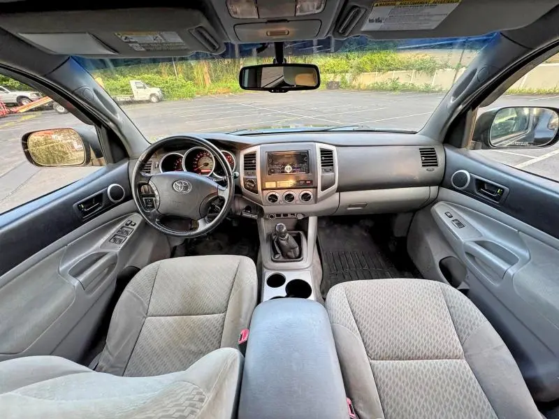 2010 TOYOTA TACOMA V6  