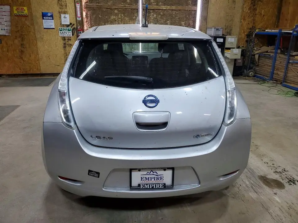 2013 NISSAN LEAF S  