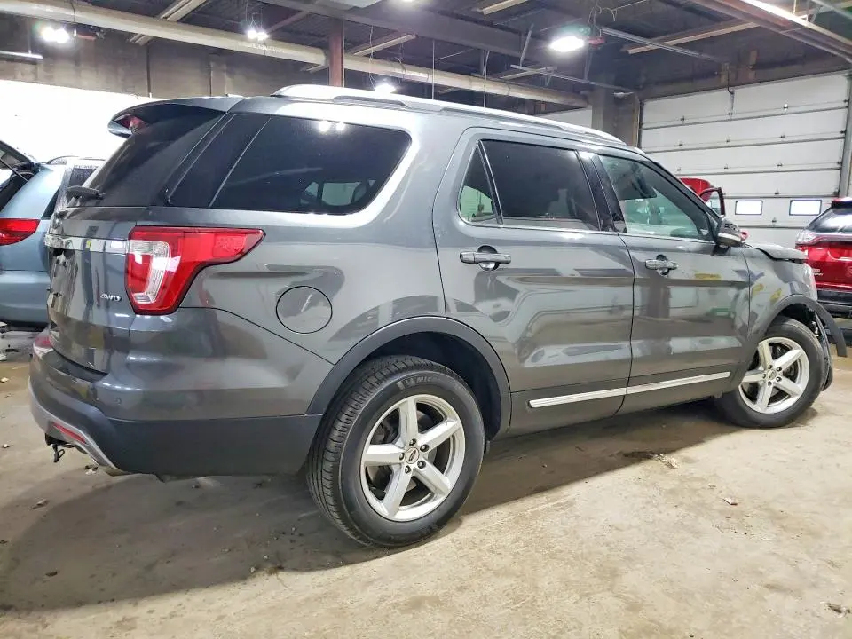 2017 FORD EXPLORER XLT  