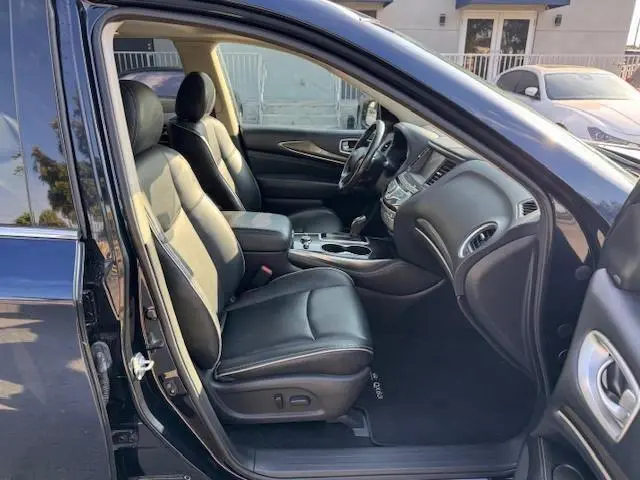 2019 INFINITI QX60 LUXE