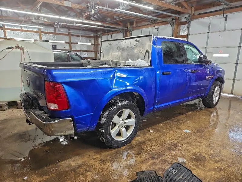 2015 RAM 1500 SLT  