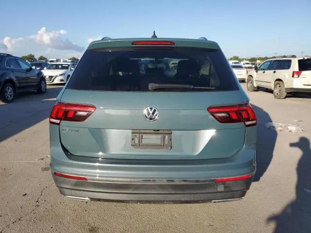 2020 VOLKSWAGEN TIGUAN SE  