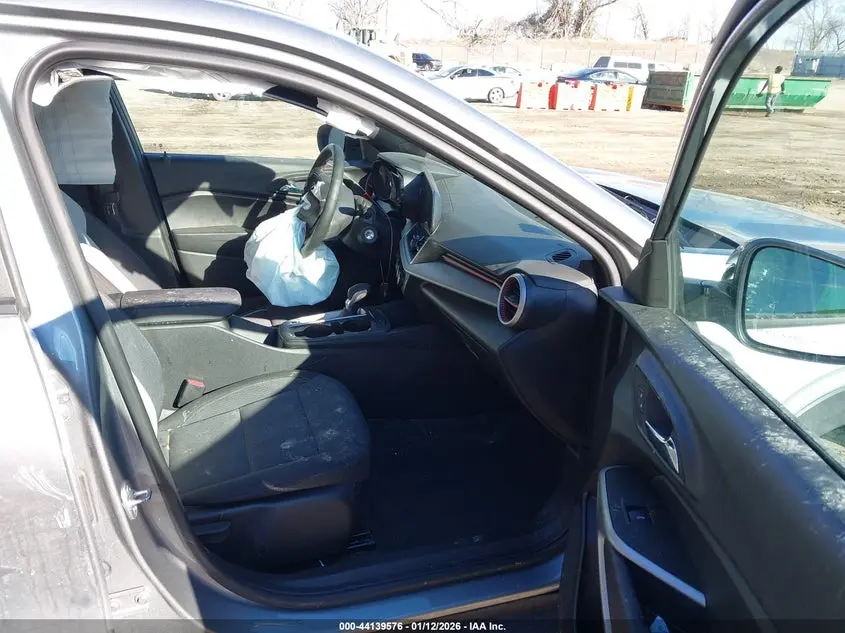 2025 CHEVROLET TRAX FWD 1RS