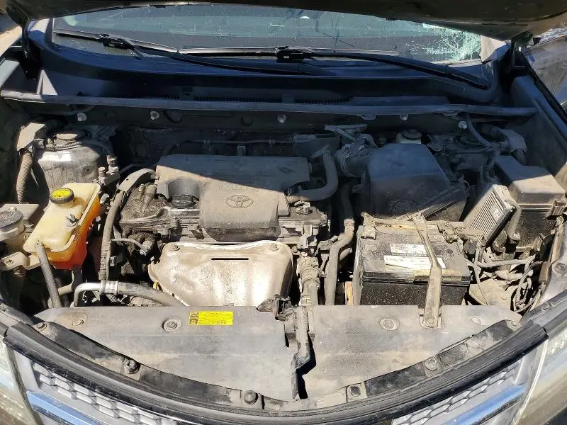 2014 TOYOTA RAV4 XLE  