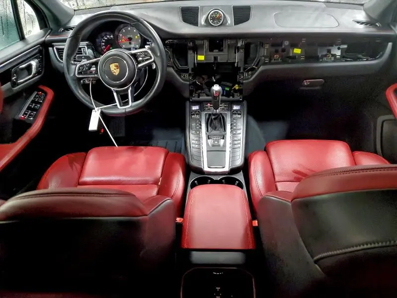 2015 PORSCHE MACAN S  