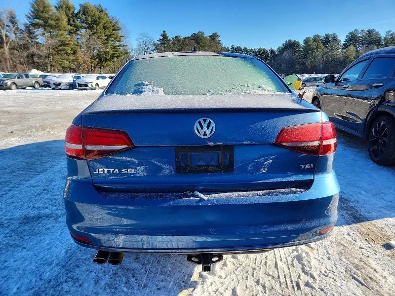 2016 VOLKSWAGEN JETTA SEL  