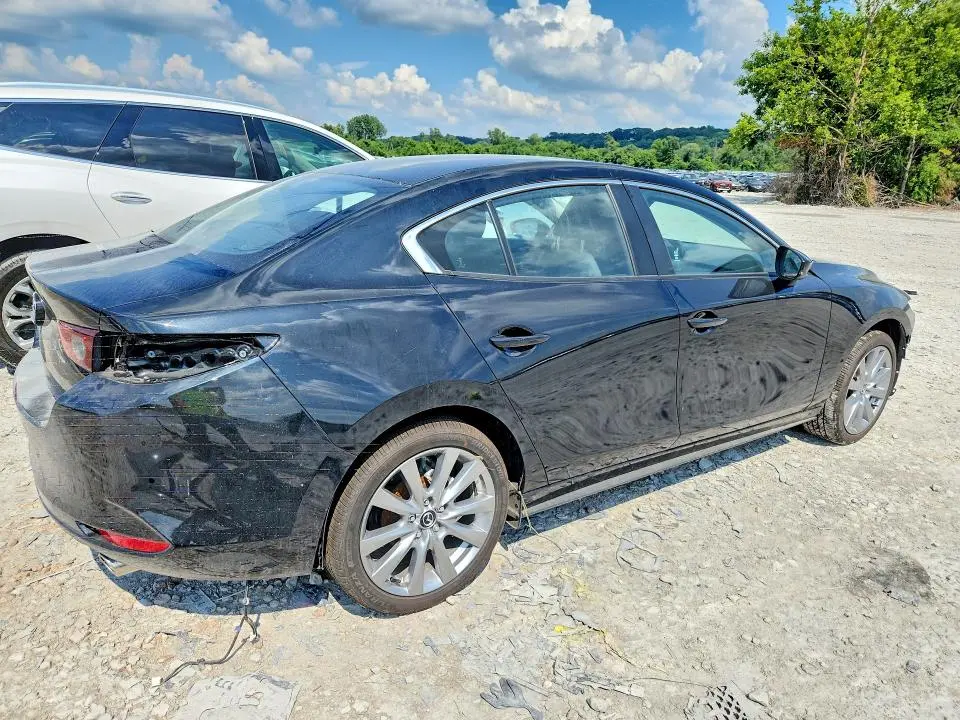 2026 MAZDA 3   