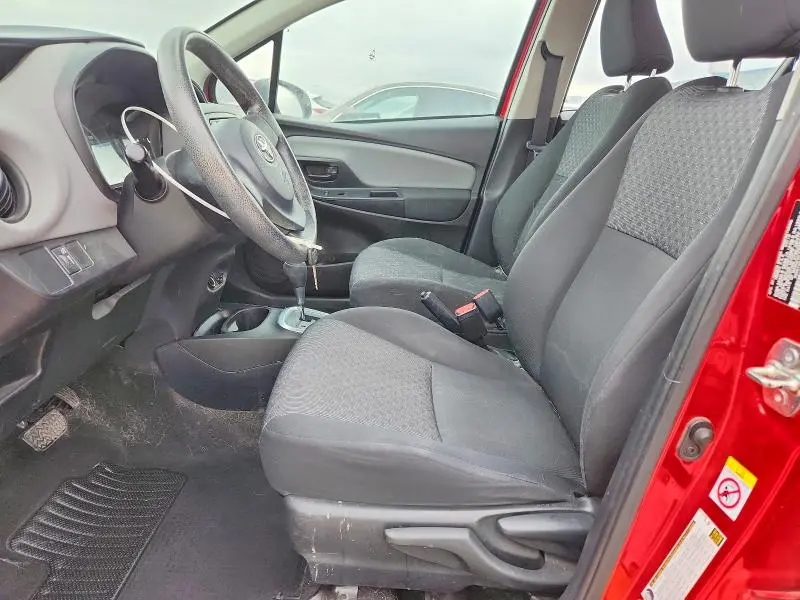 2015 TOYOTA YARIS 5-DOOR L  