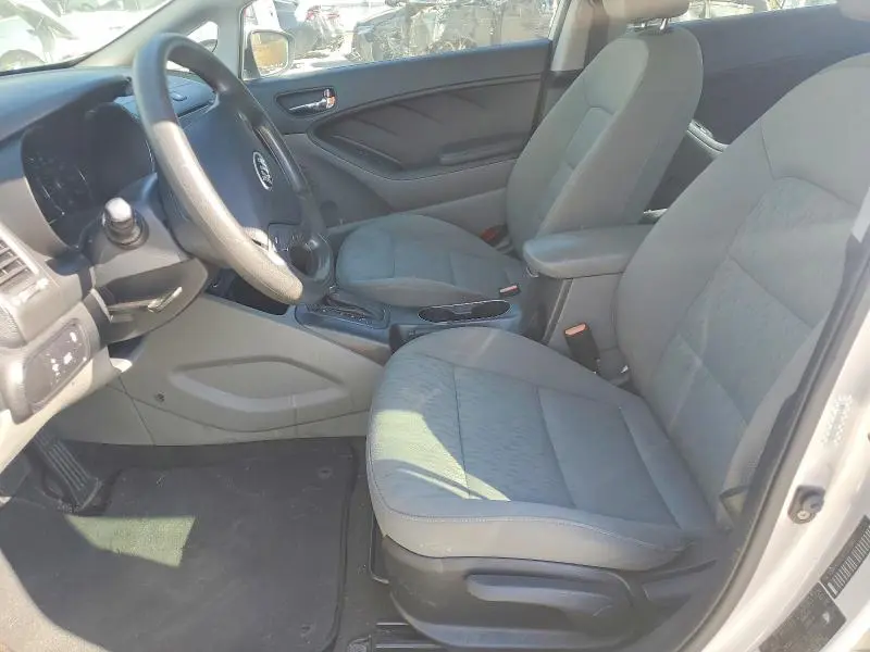 2015 KIA FORTE LX  