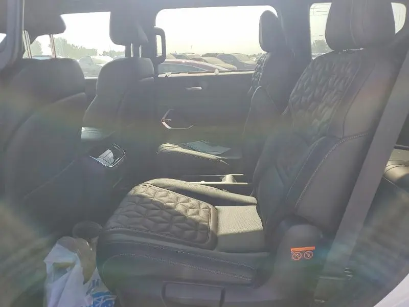 2025 NISSAN ARMADA PLATINUM  