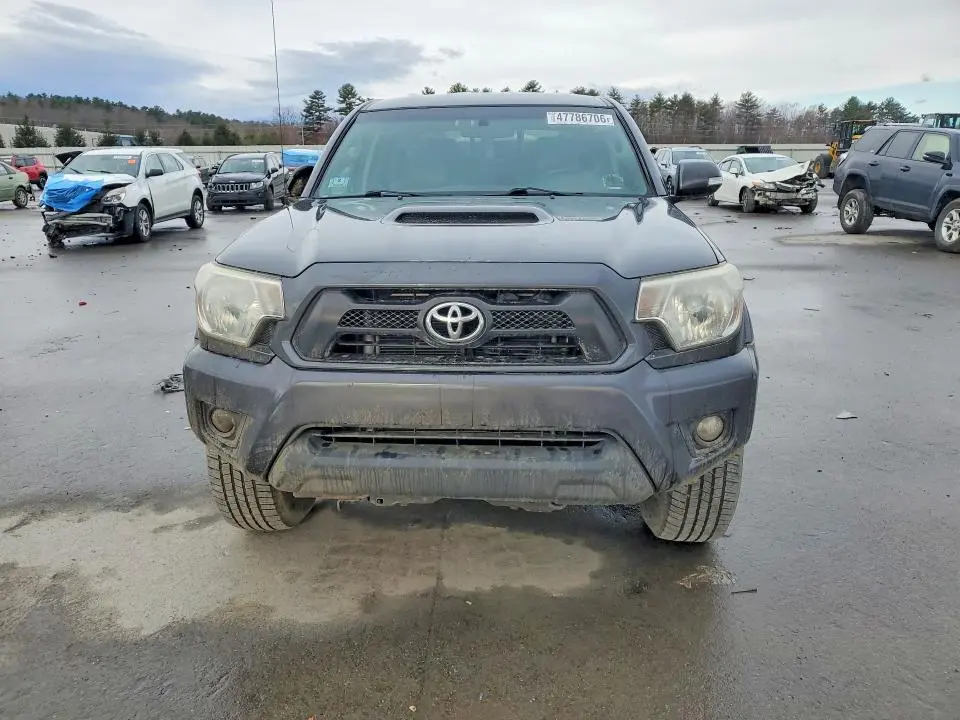 2014 TOYOTA TACOMA V6  