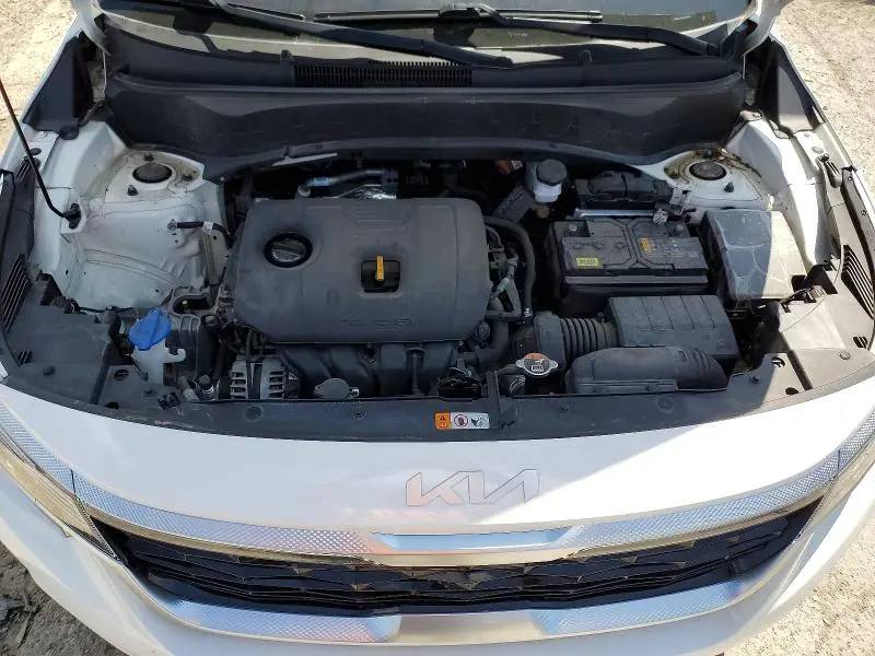 2022 KIA SELTOS S  