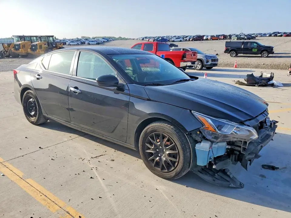 2020 NISSAN ALTIMA S  