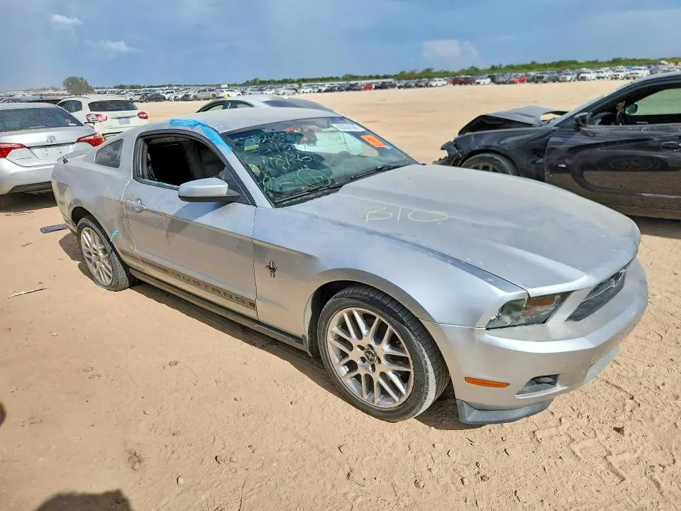 2012 FORD MUSTANG   