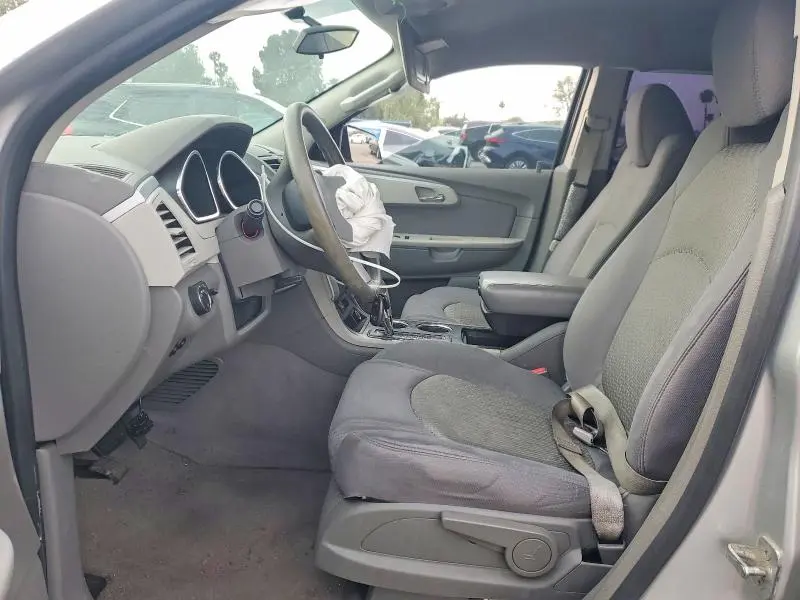 2012 CHEVROLET TRAVERSE LS  