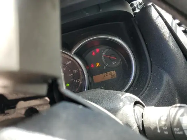 2012 NISSAN VERSA S  