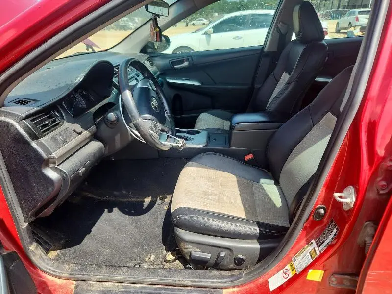 2013 TOYOTA CAMRY SE  