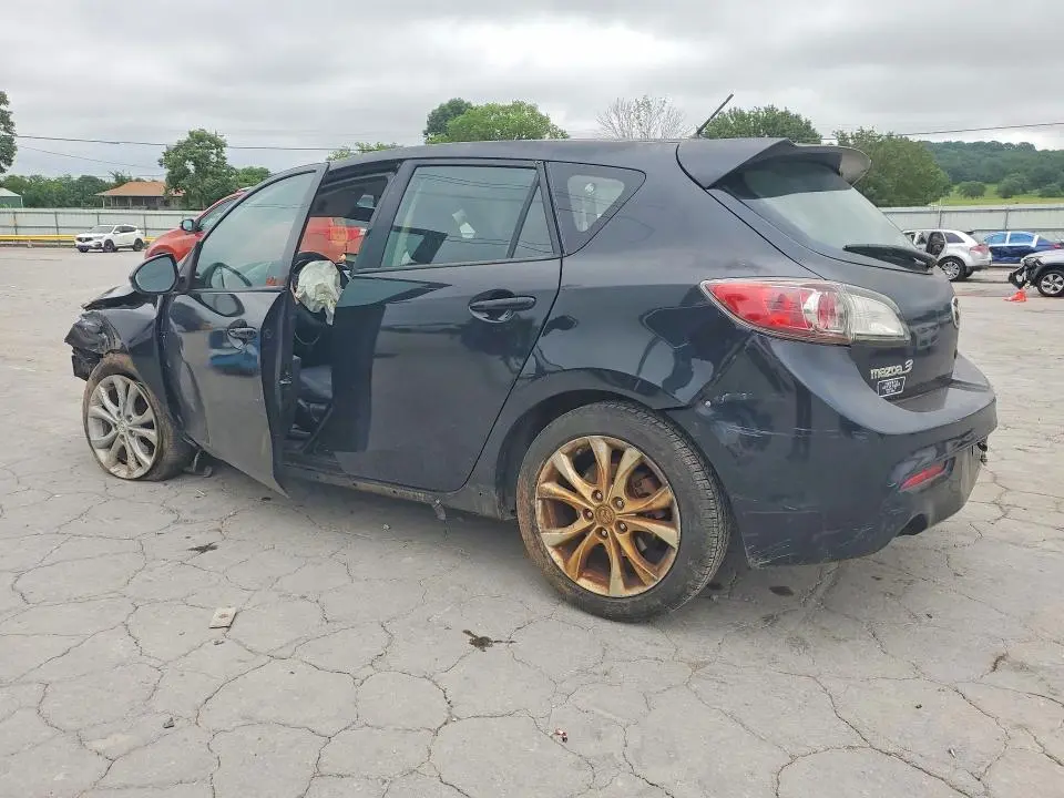 2011 MAZDA 3 S  