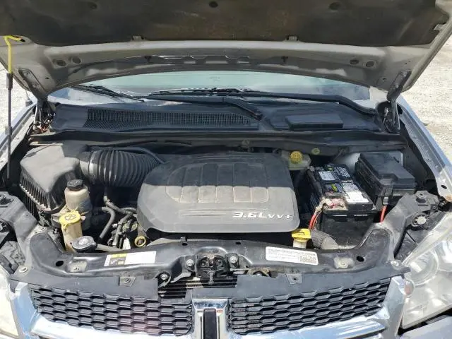 2015 DODGE GRAND CARAVAN SE  