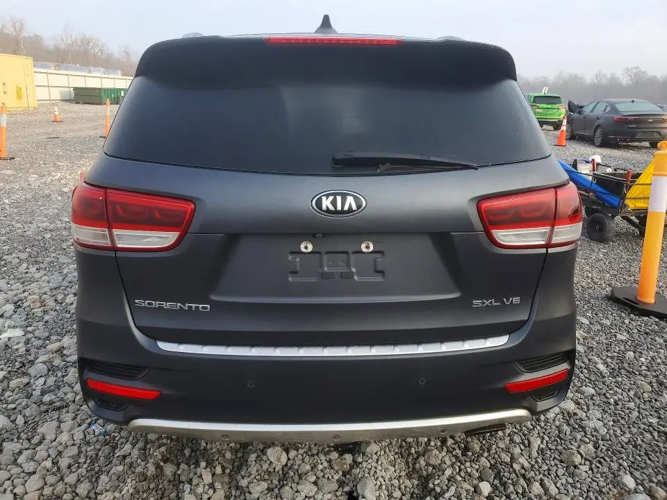 2018 KIA SORENTO SX  