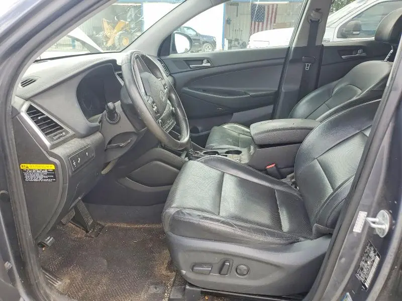 2018 HYUNDAI TUCSON SEL PLUS  