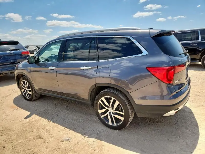 2017 HONDA PILOT TOURING  