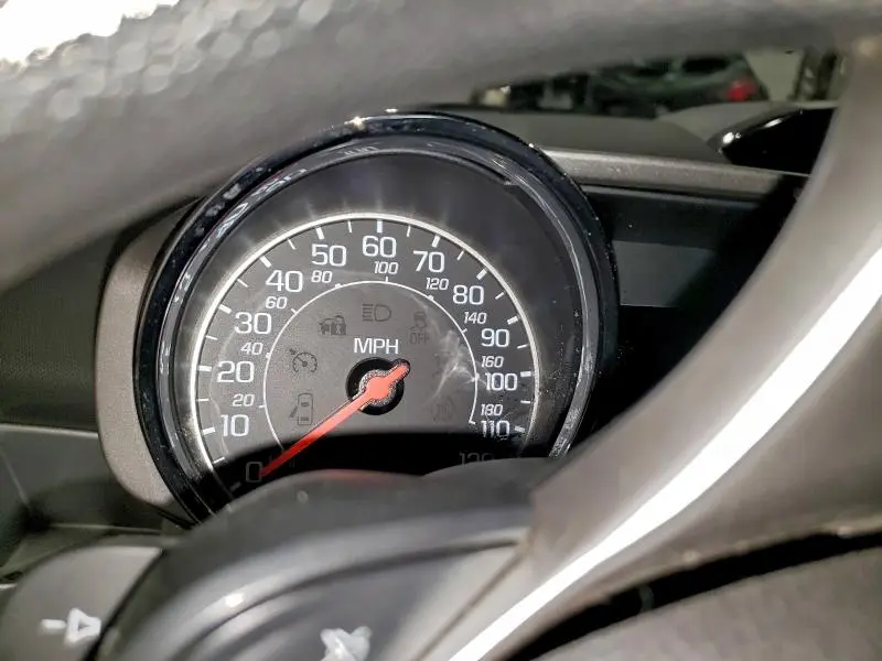 2015 CHEVROLET SPARK 1LT  