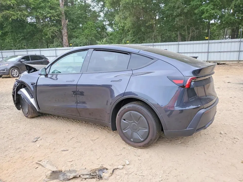 2026 TESLA MODEL Y   