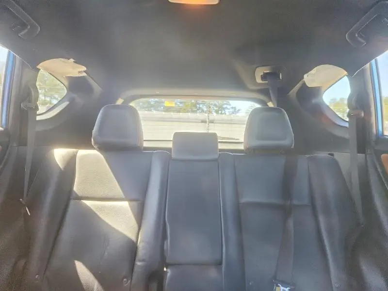 2017 TOYOTA RAV4 SE  