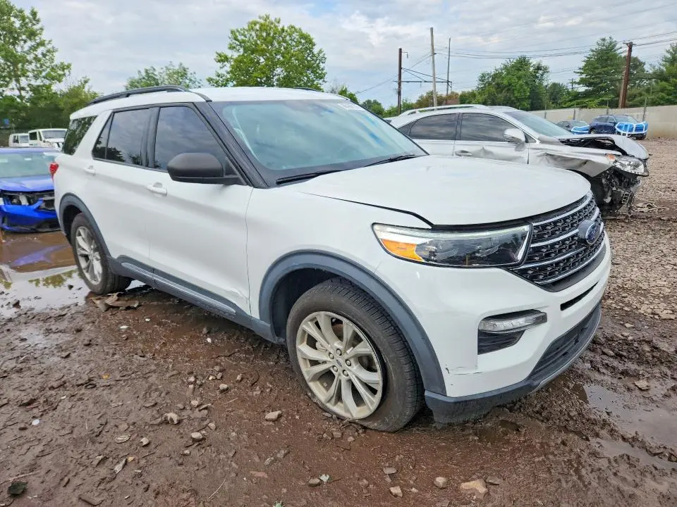 2021 FORD EXPLORER XLT  