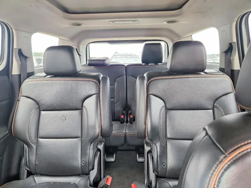 2021 GMC ACADIA AT4  